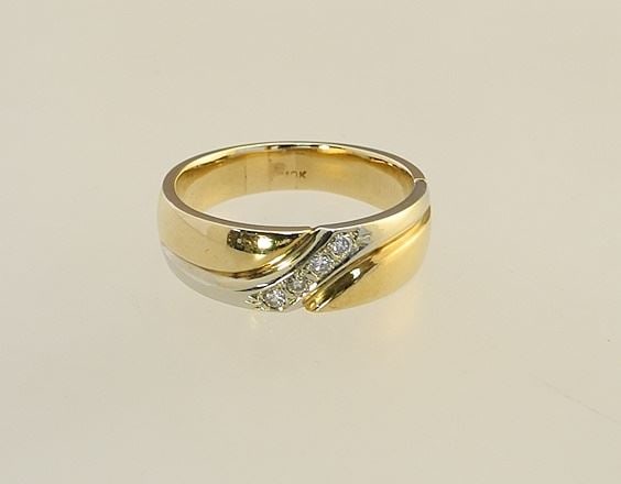 Mens 10K Gold Wedding Ring Set With Diamonds, 10.49 Grams. (1 of 4)