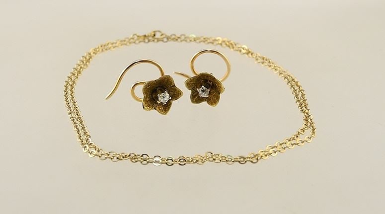 10K (Marked) Gold Necklace, 1.3 Gm, 14 1/2"L, / Pair of Gold Tone Florette Earrings, 1.3 Gms (1 of 2)