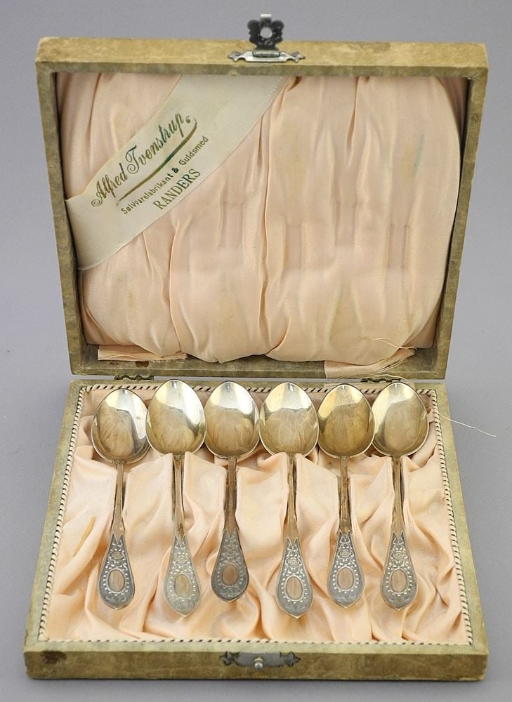 11 Swedish Silver Teaspoon Set in Case, 57 grams. (1 of 9)