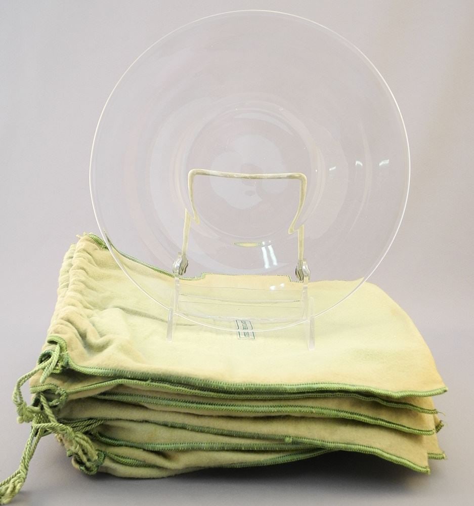 6 Steuben Clear Glass Plates with Original Steuben Cloth Bags, 8 1/2" Diameter (1 of 6)