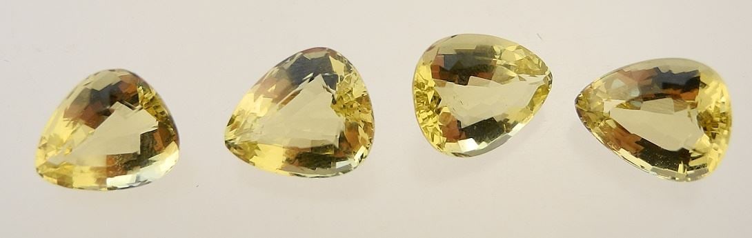4 Beryl (Heliodor) Green: ct 3.78 / 3.95 / 3.98 / 3.74.: 4 Beryl (Heliodor) Green: ct 3.78 / 3.95 / 3.98 / 3.74.