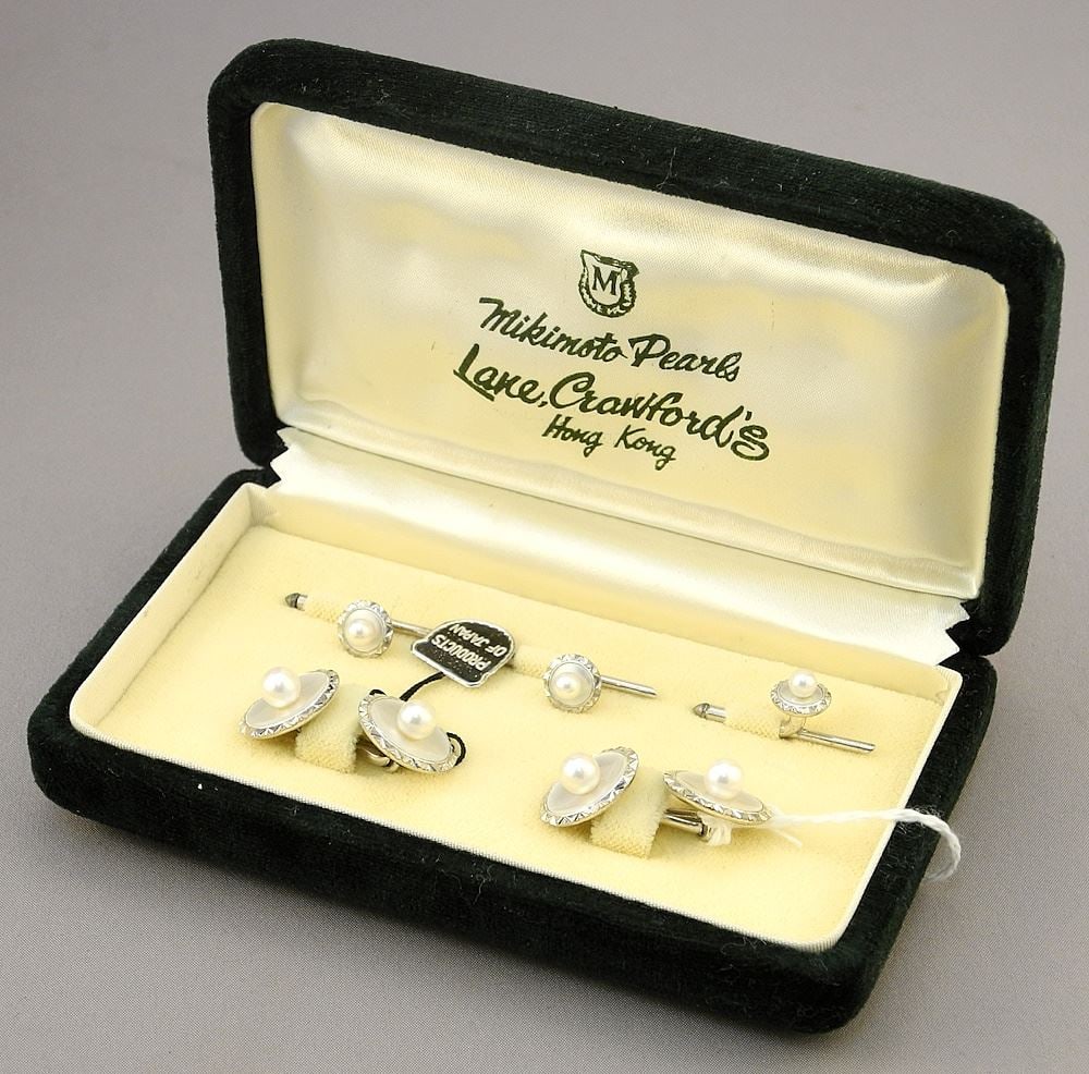 Cased Mikimoto Dress Set: Pair of Cufflinks & 3 Buttons (marked silver ).: Cased Mikimoto Dress Set: Pair of Cufflinks & 3 Buttons (marked silver ).