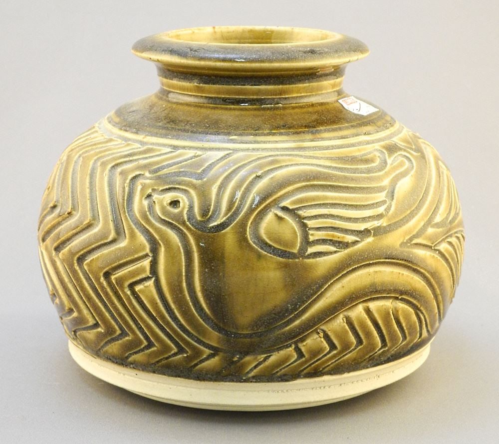 Porcelain Vase signed (Bob) Kingsmill, 5 1/8" x 6 1/4" diam. Fish and Bird Motif.: Porcelain Vase signed (Bob) Kingsmill, 5 1/8" x 6 1/4" diam. Fish and Bird Motif.