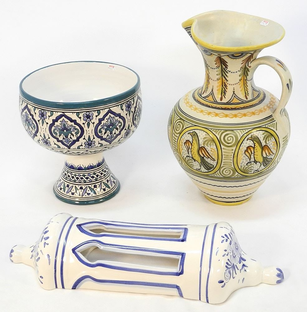 3 pcs of Pottery: Portugal/Tunisia, Blue and White.: 3 pcs of Pottery: Portugal/Tunisia, Blue and White.