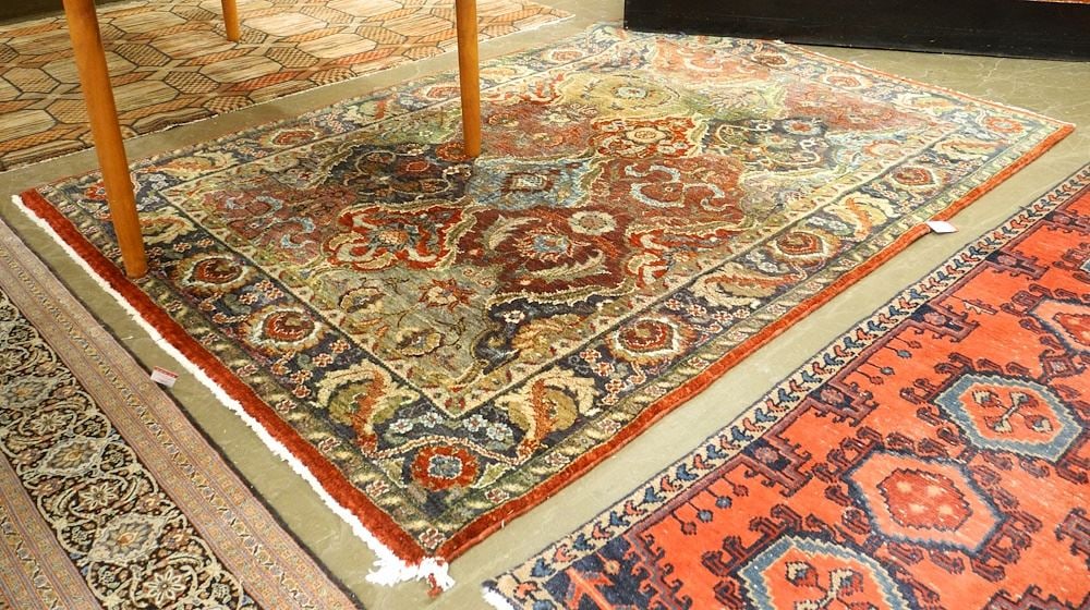 Turkish "Golden Horn" Carpet, New Zealand Wool, 7'7" x 5'3".: Turkish "Golden Horn" Carpet, New Zealand Wool, 7'7" x 5'3".