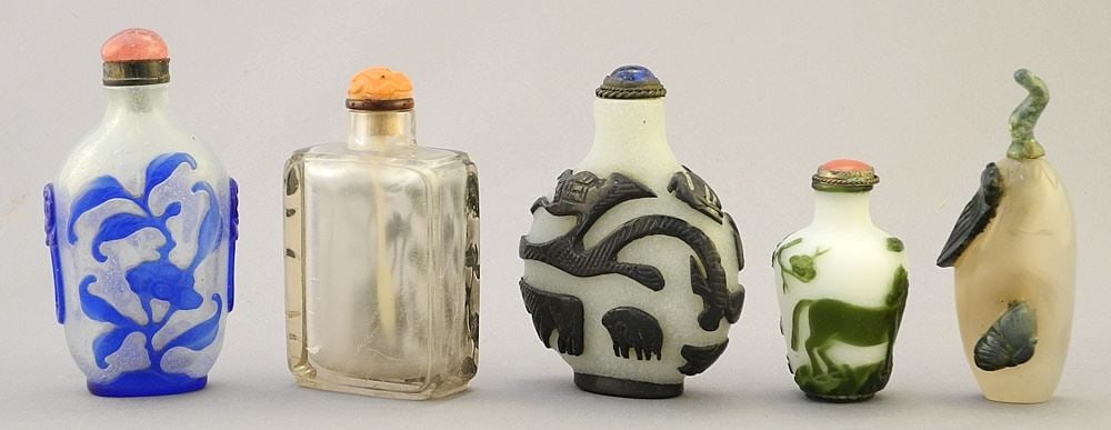 5 Chinese Peking Glass Snuff Bottles Variously Decorated, 1 7/8" - 2 3/4" High (1 of 2)