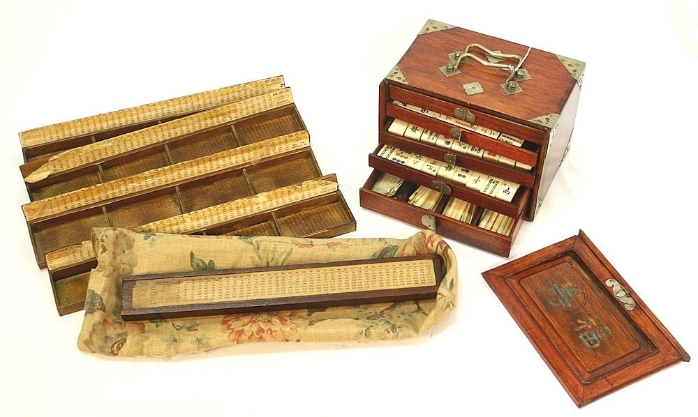 Mah Jong Set, & Bone Bamboo Tiles with Racks, 6 1/2 x 9 3/8 x 6 1/2".: Mah Jong Set, & Bone Bamboo Tiles with Racks, 6 1/2 x 9 3/8 x 6 1/2".