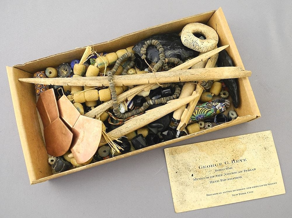 Collection of Trade and Other Beads / Spear Points / Arrow Heads / Ancient Egyptian. (1 of 2)