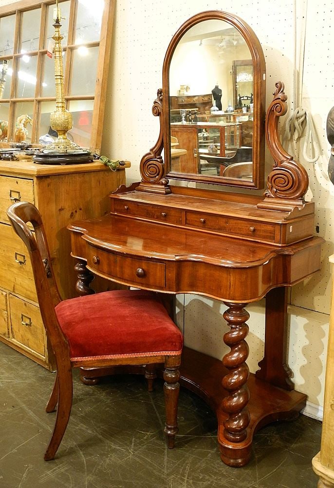 Victorian Mahogany Dresser and Mirror and Chair, 38 3/4"w.: Victorian Mahogany Dresser and Mirror and Chair, 38 3/4"w.
