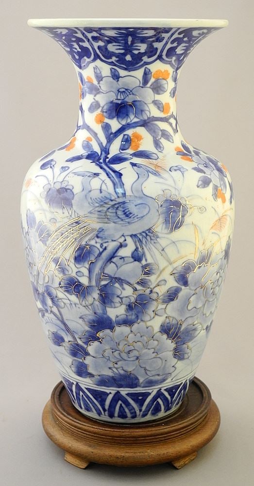 Japanese Imari Porcelain Vase, Star Crack to Base, with Stand, 12 1/4"h.: Japanese Imari Porcelain Vase, Star Crack to Base, with Stand, 12 1/4"h.
