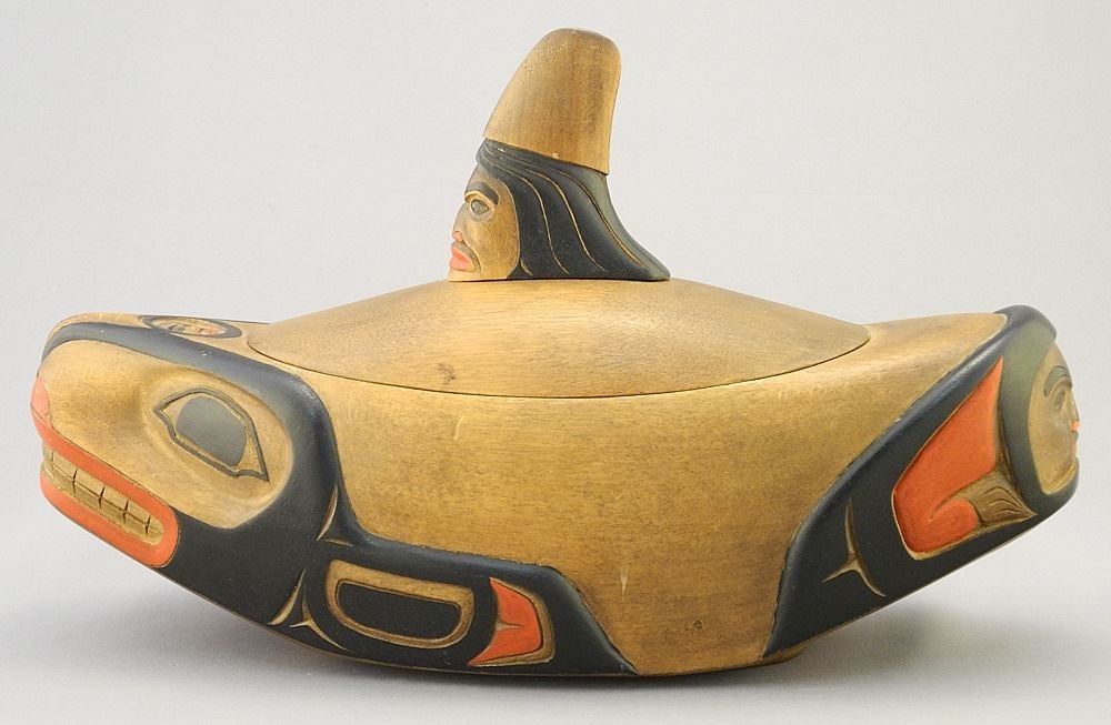 Northwest Carving signed C. Hindle ' 83, 6 7/8 x 11 1/2 x 4", Covered Box (1 of 10)