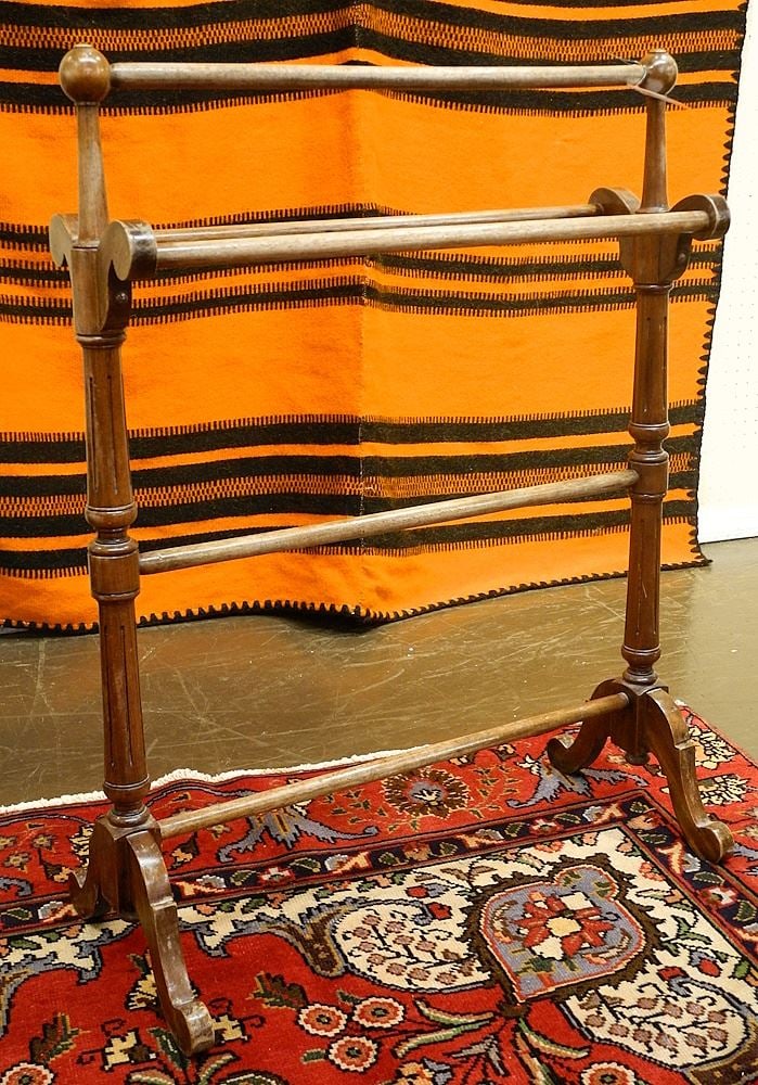 Mahogany Quilt Rack, 27". (1 of 1)