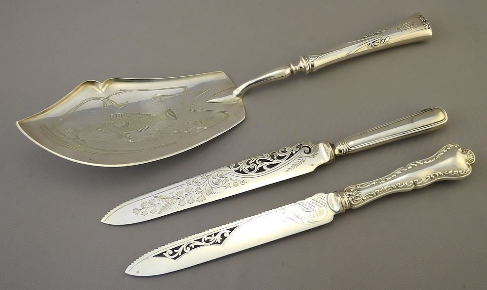 Russian 84 Zolotnik Fish Slice with 2 Sterling Silver Cake Knives, 10 1/2 - 12 3/4"L. (1 of 6)