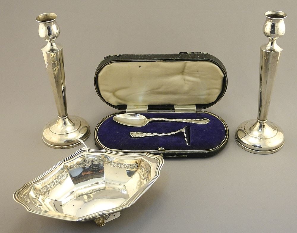 Sterling Silver Bud Vases with Birks Dish & Henry Wigful Spoon & Pusher Cased Set, TW 544 Grams. (1 of 6)
