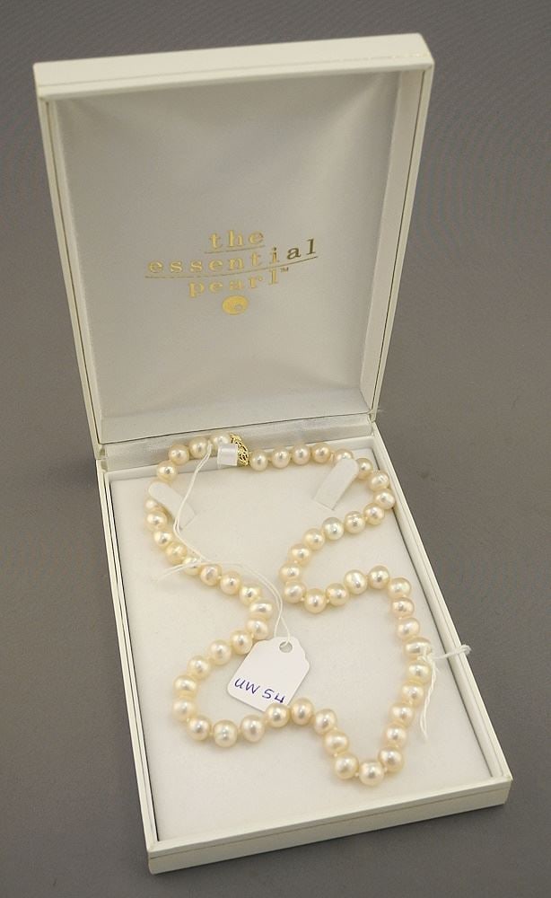 Rose Pink Cultured Pearl Necklace, 18"L, 7-7.5mm Diameter, 14K Gold Clasp.: Rose Pink Cultured Pearl Necklace, 18"L, 7-7.5mm Diameter, 14K Gold Clasp.