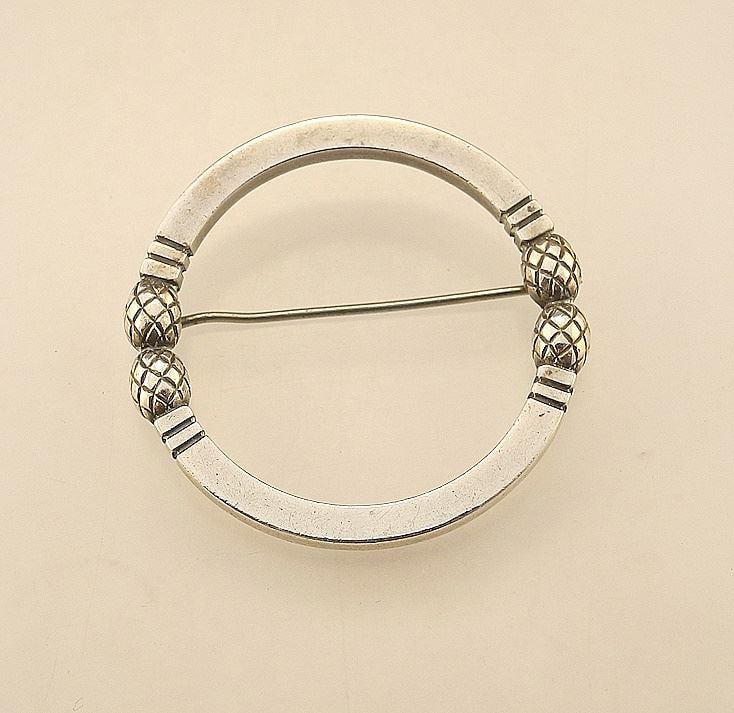 Georg Jensen Sterling Denmark 253 Brooch, 9.74 Grams.: Georg Jensen Sterling Denmark 253 Brooch, 9.74 Grams.