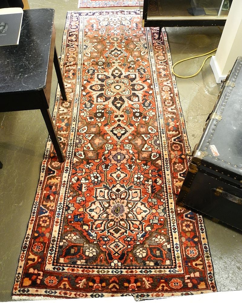 Bakhtiar Runner Approximately 10'3" x 3'9". (1 of 4)