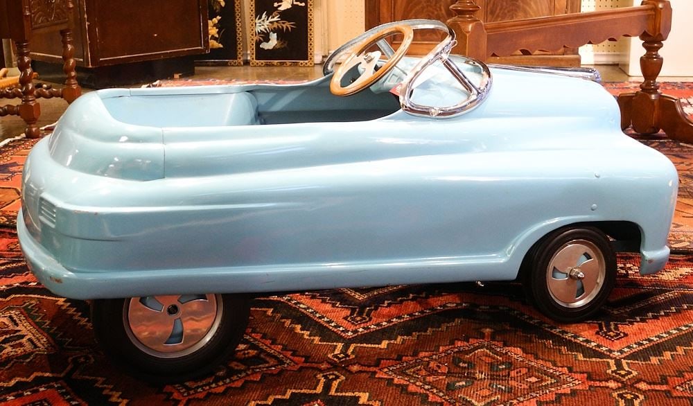 Murray Comet Pedal Car, Refinished, 39 1/2"L. (1 of 4)