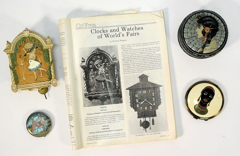 Nubian & Gwenda Compact / Gloria Swanson Powder Box / Sally Rand Clock & Collectors Magazin (1 of 1)
