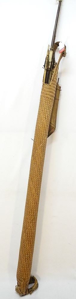 Malaysian Bow & Arrows in Woven Fibre Quiver, 73"L.: Malaysian Bow & Arrows in Woven Fibre Quiver, 73"L.