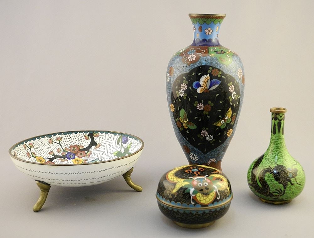 4 Cloisonne Items: Japanese Vase (8 1/8"H), 3 Chinese (2 1/8" - 4 1/8"H). (1 of 4)