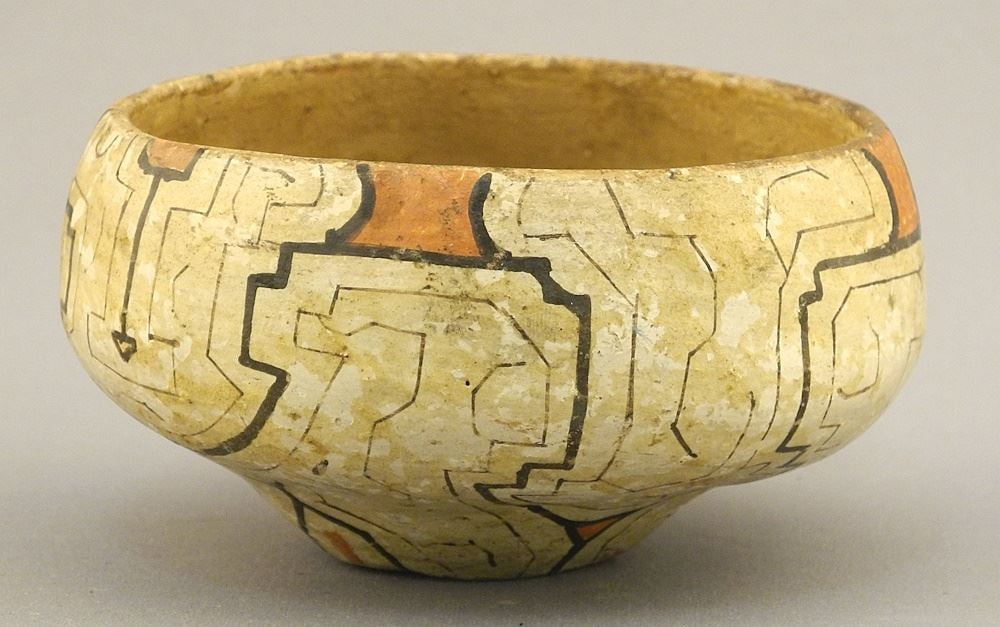 Pre-Columbian Pottery Bowl, Shipibo-Style, 2 x 4 1/8" Diameter.: Pre-Columbian Pottery Bowl, Shipibo-Style, 2 x 4 1/8" Diameter.