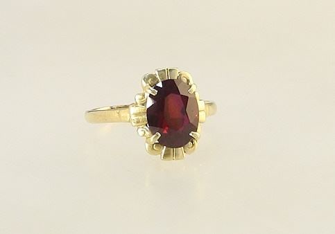 10K (Marked) Yellow Gold & Garnet Coloured Stone Ring, Size 4 1/2, 2.29 Grams (1 of 4)