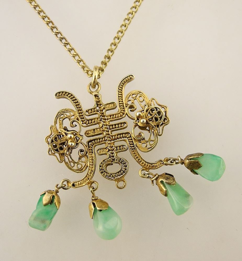 Old Chinese Apple Green Jade Pendant 17"L. (1 of 4)