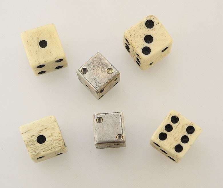 Mexican Silver and Antique Bone Dice (3 Pairs), 1cm x 1cm x 1cm.: Mexican Silver and Antique Bone Dice (3 Pairs), 1cm x 1cm x 1cm.