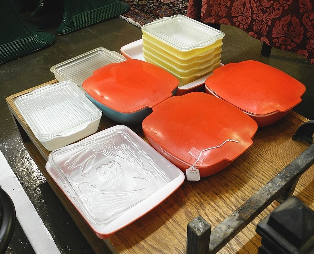 Collection of Various Pyrex Covered Serving Dishes. (1 of 1)