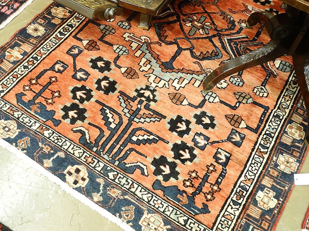 Bakhtiar Runner Approximately 5'10" x 4'10". (1 of 2)