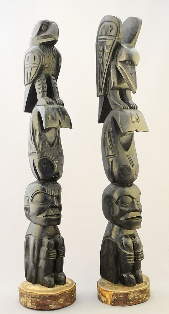 Pair of Monochrome Cowichan Model Totem Poles: Pair of Monochrome Cowichan Model Totem Poles