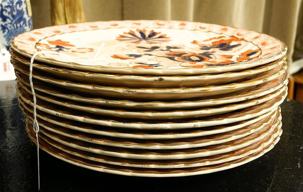 Mintons C.1840 Set of 11 "Imari" Plates.: Mintons C.1840 Set of 11 "Imari" Plates.