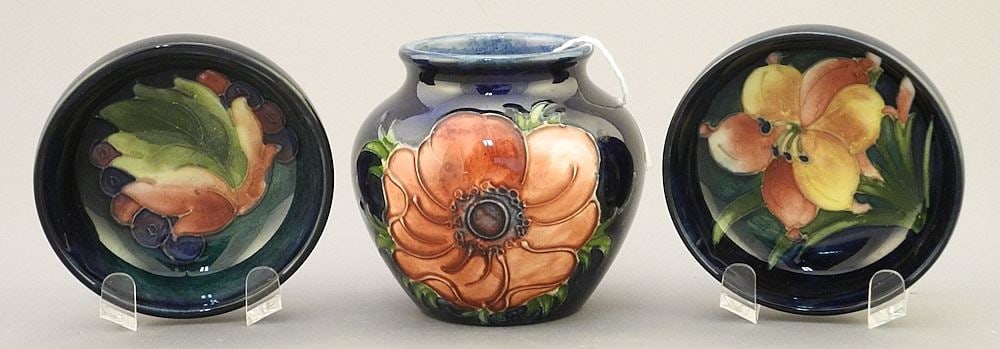 Moorcroft Anemone Vase (2 7/8"H) & 2 Dishes, 3" Diameter. (1 of 3)