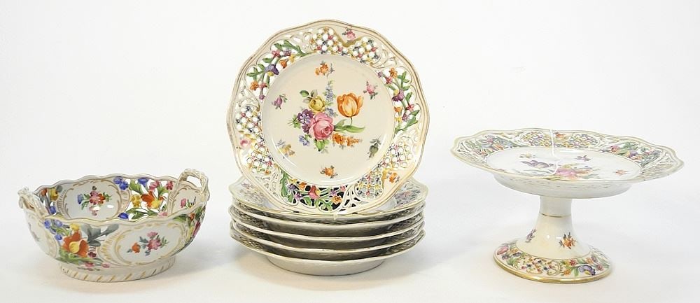 Schuman Dresden Porcelain Compote & 6 Plates (7 1/2" Diam.) with Similar Bowl. (1 of 7)