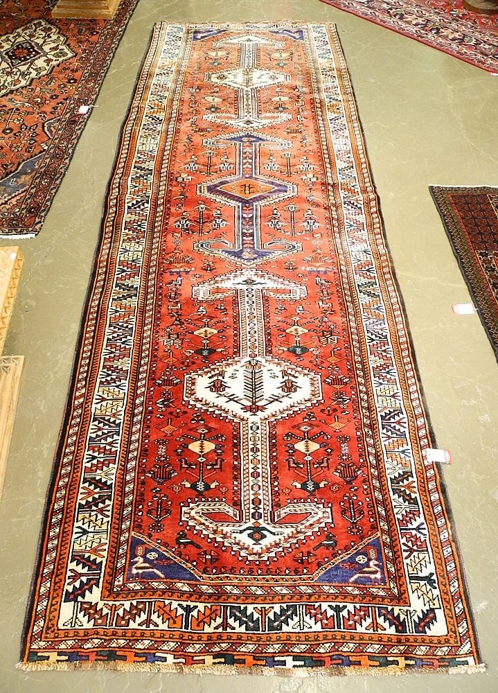 Shiraz Runner Approximately 11'7" x 3'9". (1 of 4)