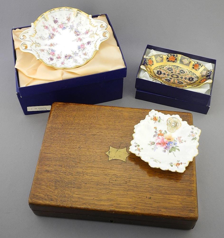 Oak Cased Fish Service & 3 Piece Royal Crown Derby Dishes, 2 with Cases. (1 of 3)
