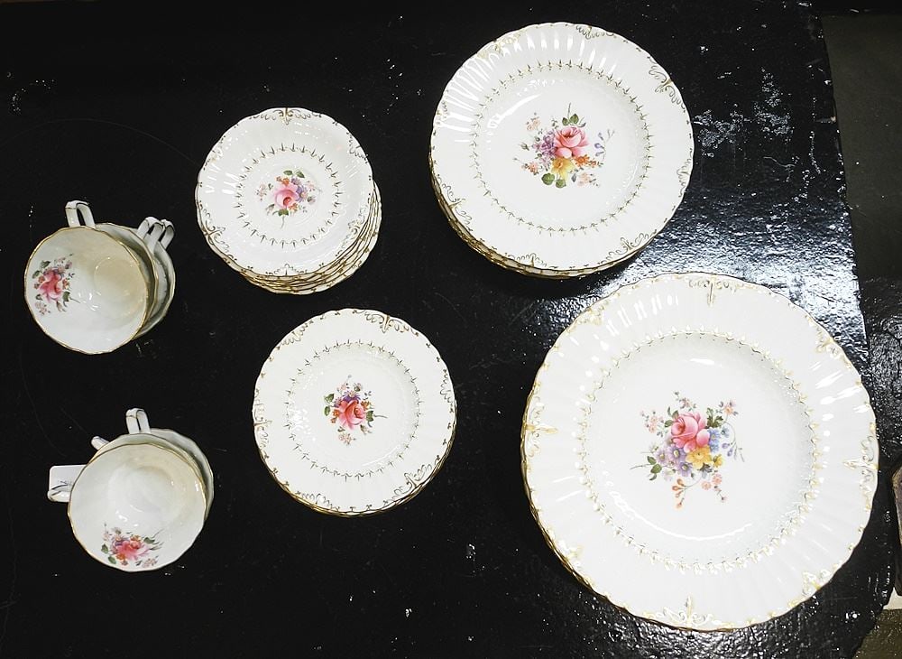 Royal Crown Derby "Red Rose" China Partial Luncheon Set. (1 of 3)