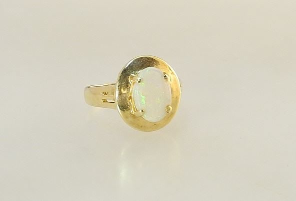 14K (marked) Yellow Gold & Opal Ring Size 6 3/4, 3.48 Grams. (1 of 5)