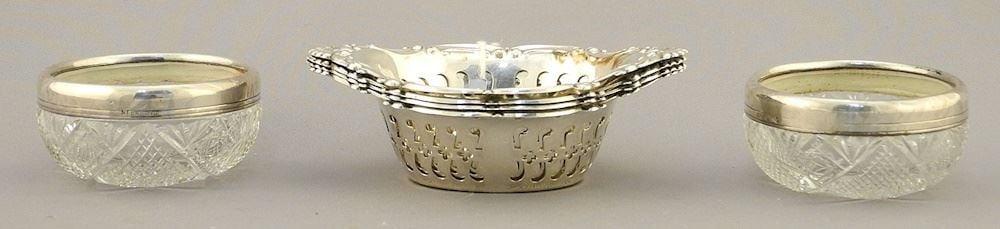 4 Sterling Nut Dishes 76g, 2 Sterling Rim Cut Crystal Bowls. (1 of 1)