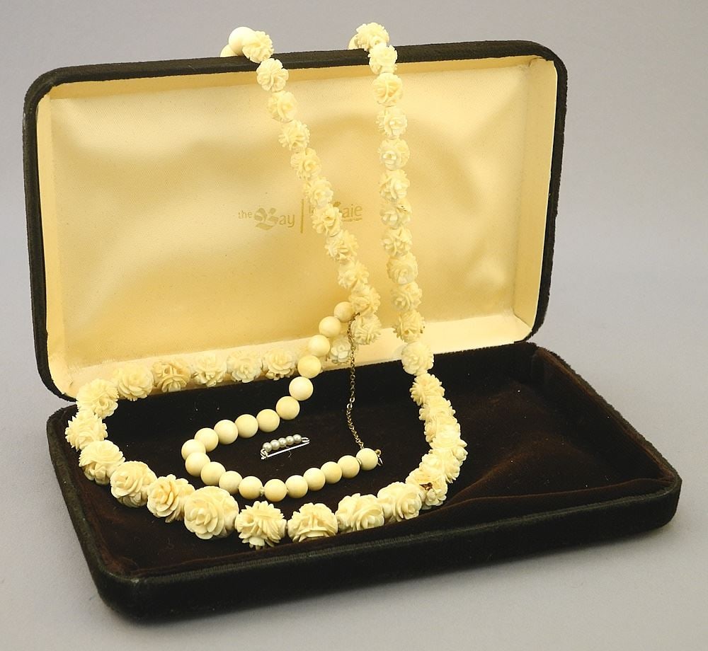 Asian Carved & Spherical Bead Necklace & Bracelet, 57 Grams, NO EXPORT. (1 of 3)