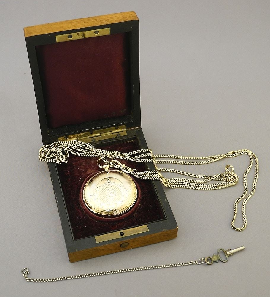 14K Gold Locle Pocket Watch (92Gms) with 56" 10K Gold Chain (33.5Gms) with Box. (1 of 9)