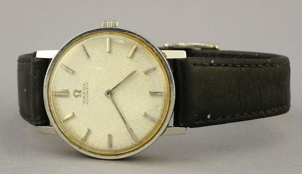 Vintage Omega Automatic Wrist Watch. (1 of 6)