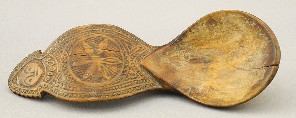 19th C. Welsh Treen Loving Spoon, 6", Split Bowl. (1 of 6)