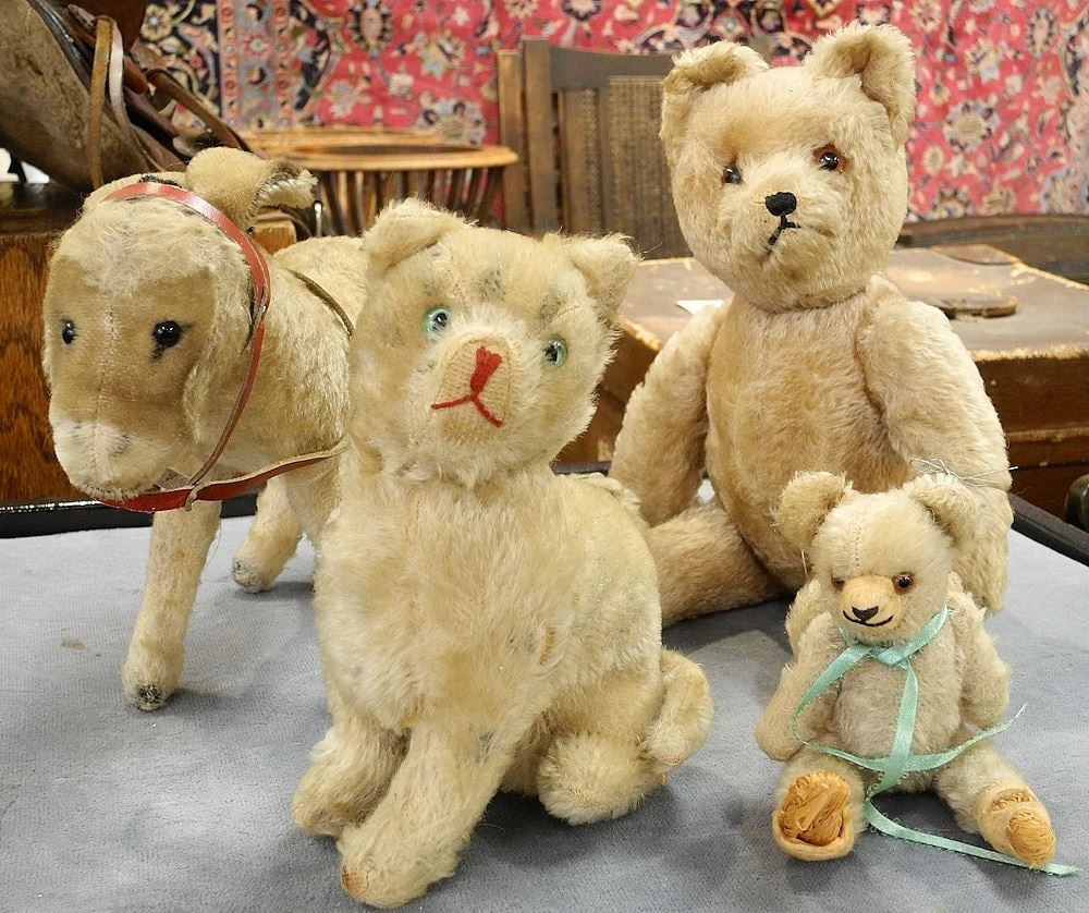 Vintage Mohair "Yes/No" Bear & 3 Stuffies. (1 of 3)