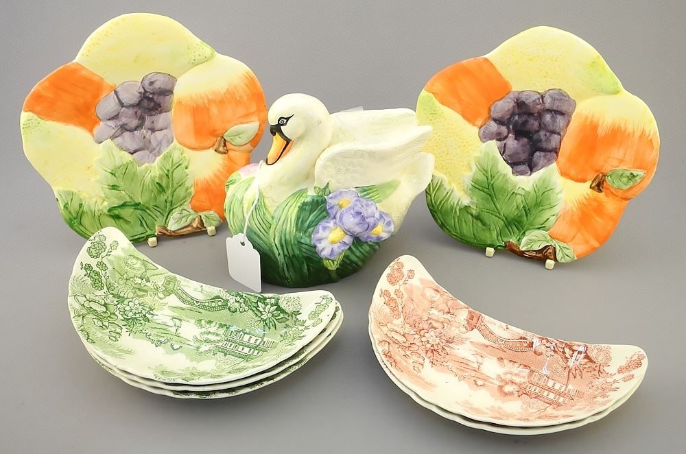 Collection of Clarice Cliff Design Ceramics: Wilkinson / Newport / Royal Staffordshire. (1 of 4)