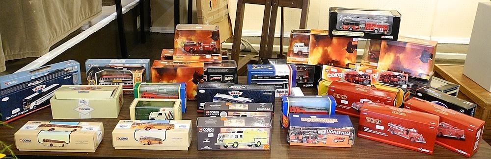 Collection of Corgi Scale Model Fire Engines & Other Vehicles. (1 of 3)