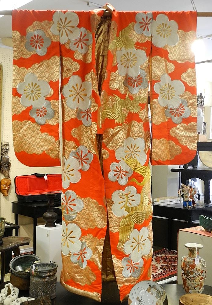 Japanese Wedding Kimono. (1 of 2)