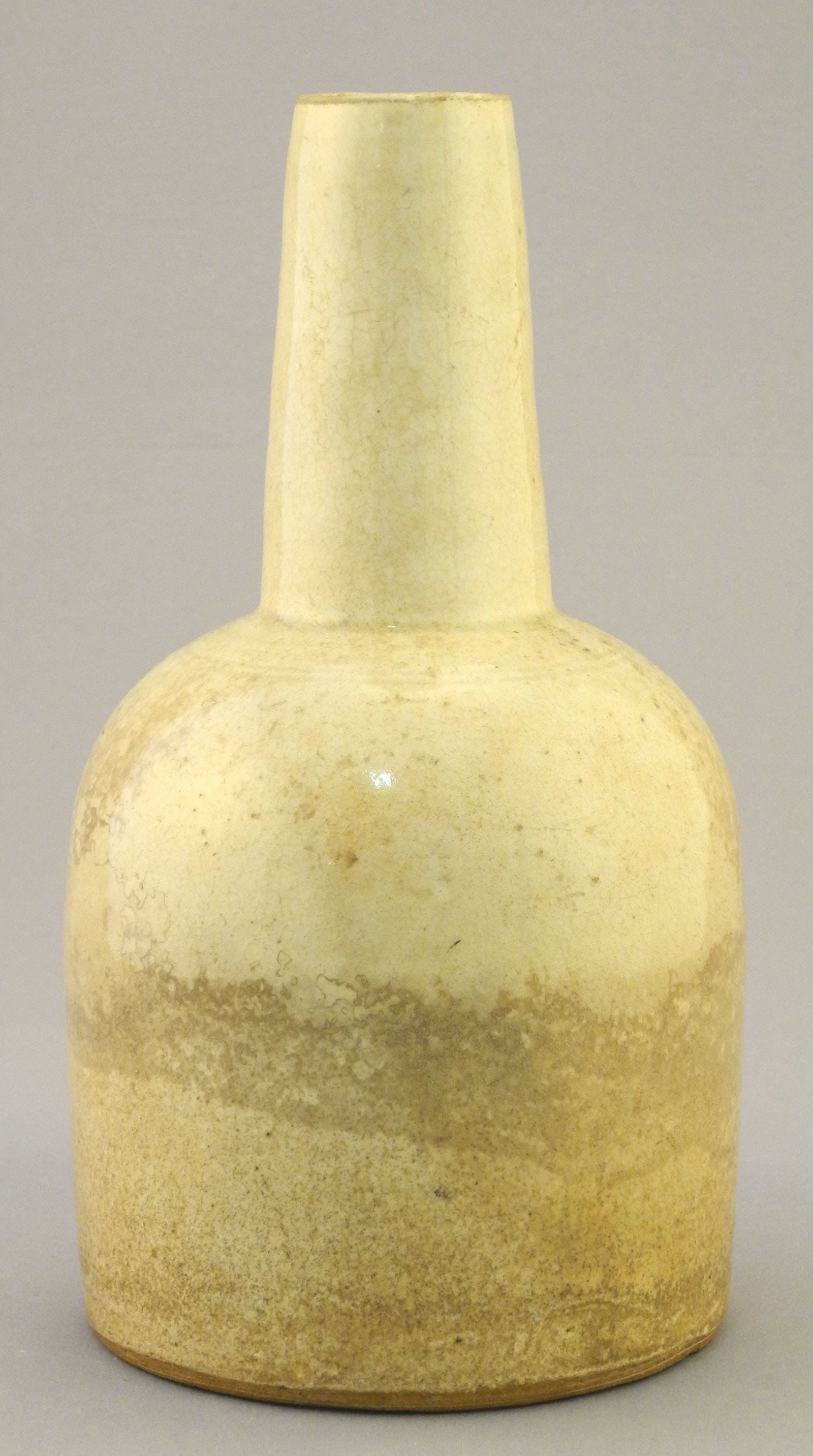 12th Century Vietnamese Mallet Vase, 6 3/4"H.: 12th Century Vietnamese Mallet Vase, 6 3/4"H.