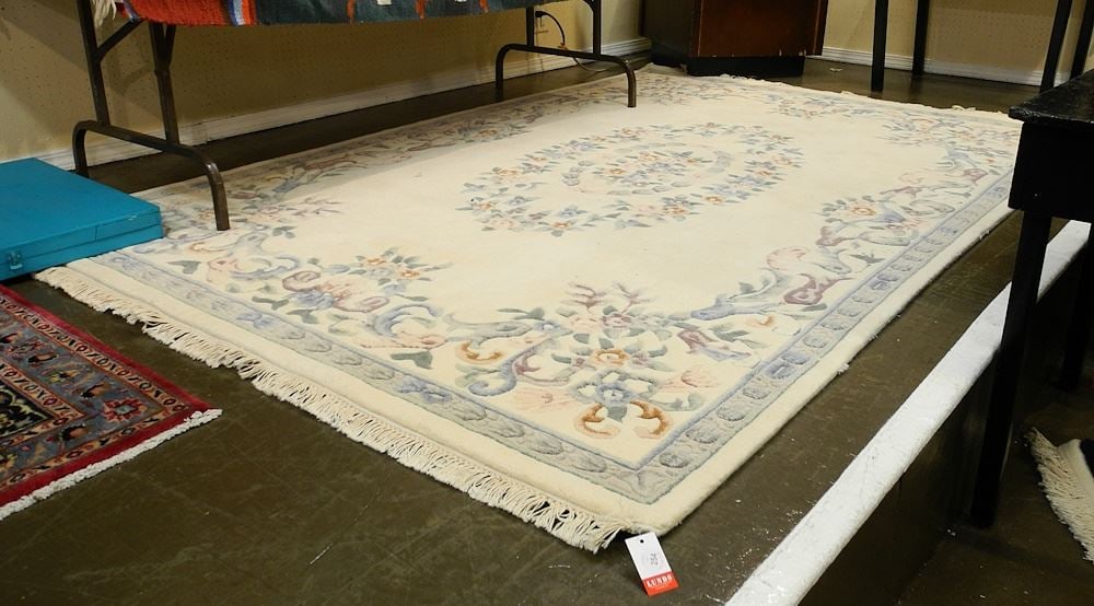 Jordans Sculpted Wool Carpet Approximately 6'9" x 10'. (1 of 4)